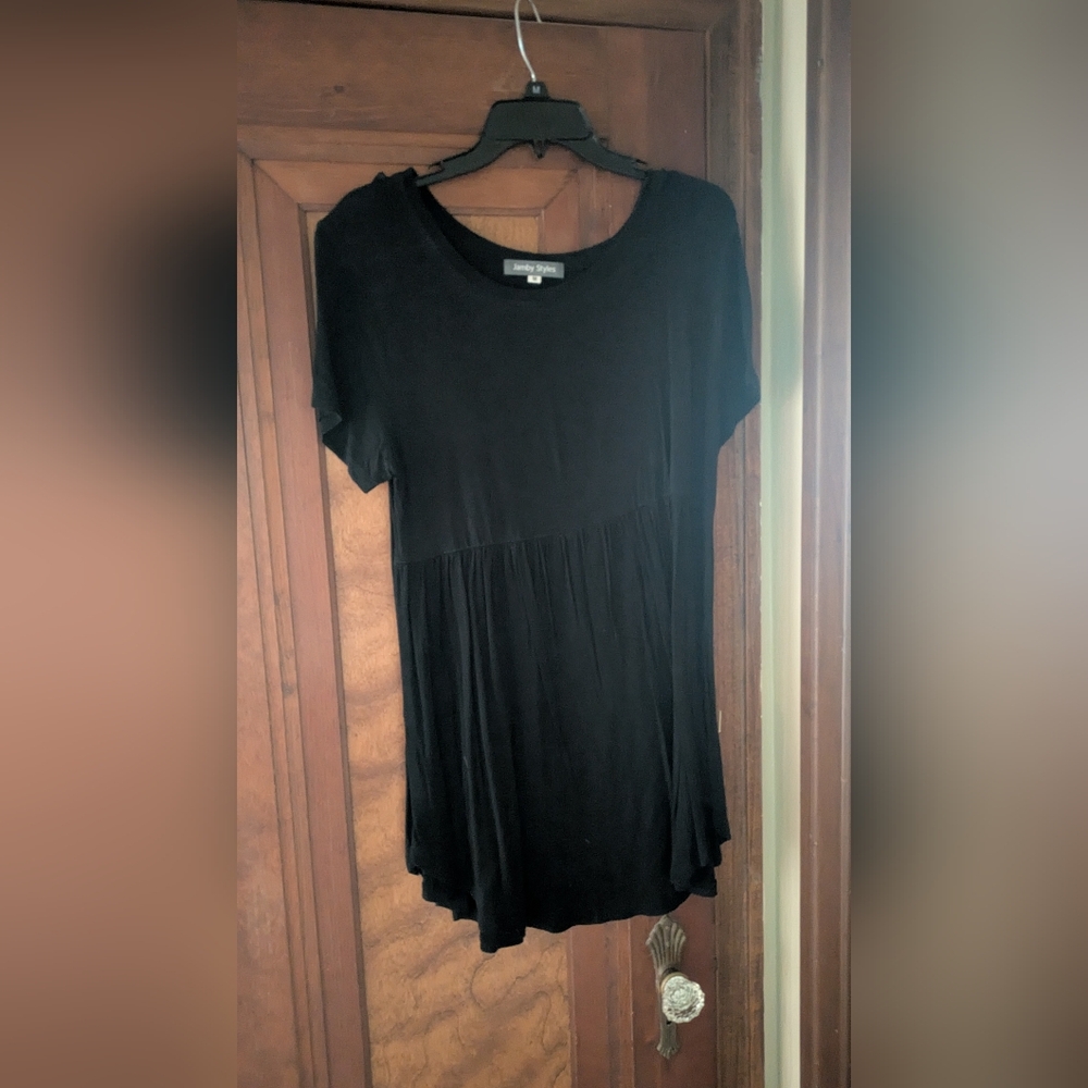 Black Short Sleeve Dress